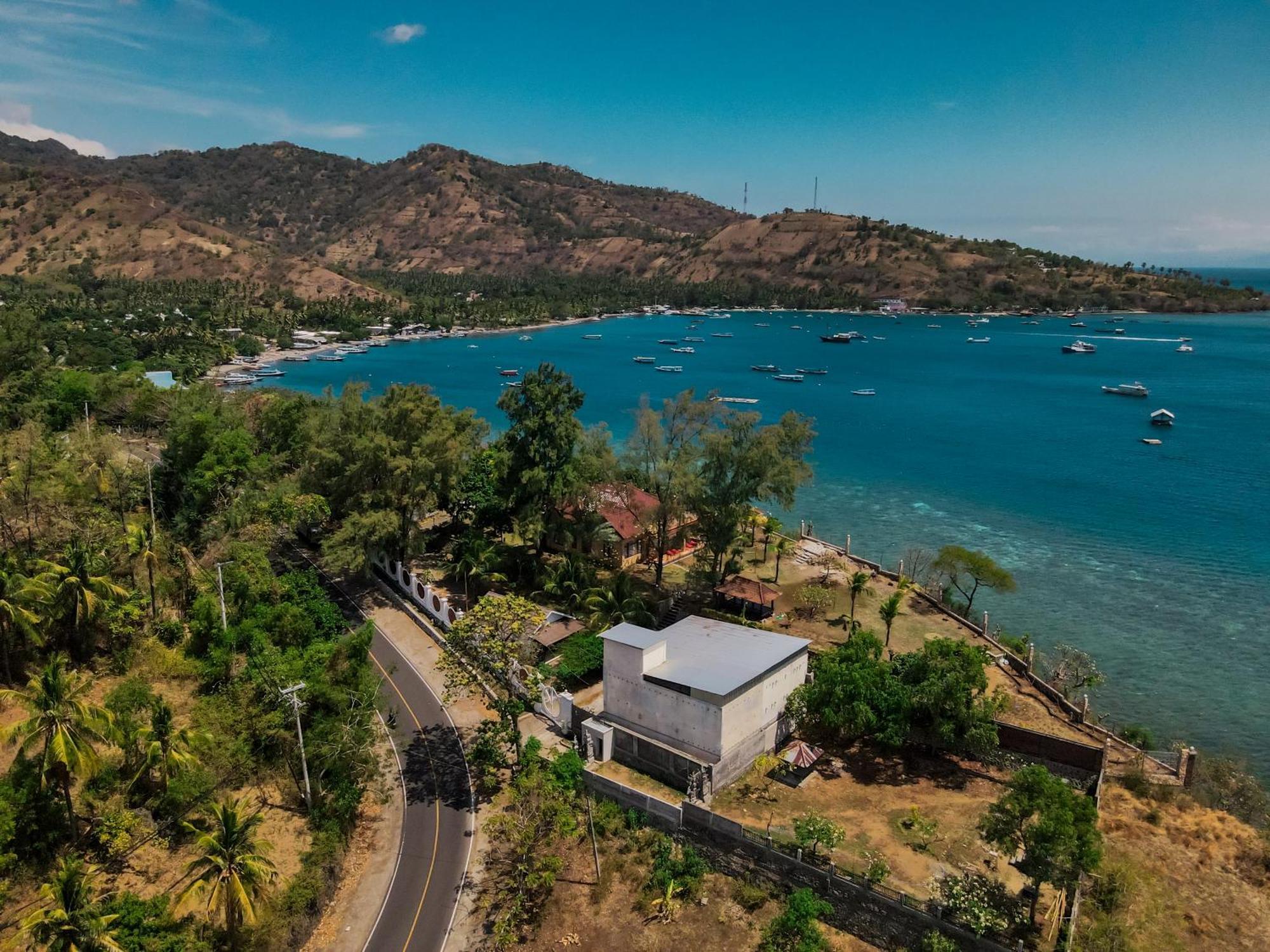 Вілла Gili View By Maza Teluknarat Екстер'єр фото